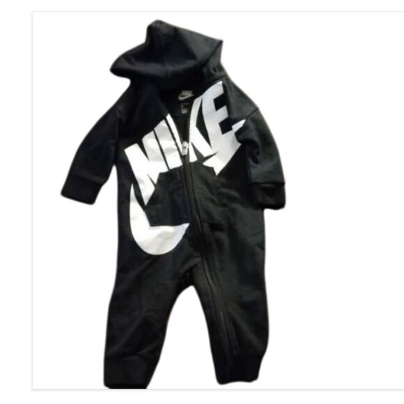 Nike black 1-piece - Picture 1 of 3